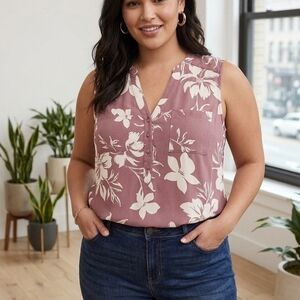 TORRID.....Elegant Floral Blouse - Mauve and Cream